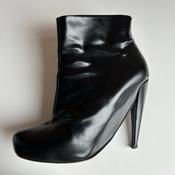 MAISON MARGIELA HEELED BOOTIES - Picture 1 of 8